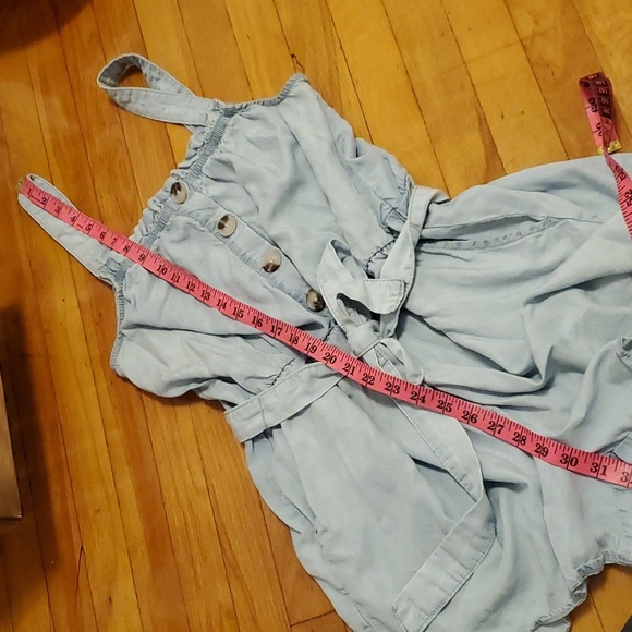 NWOT Reitmans Tencel Romper. Light blue. Belt. Size L. - Picture 8 of 9